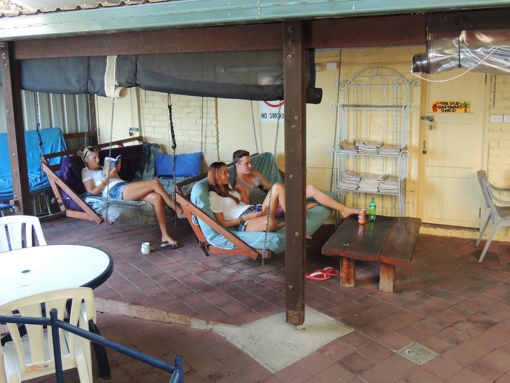 Reef Lodge Backpackers Townsville Exterior foto